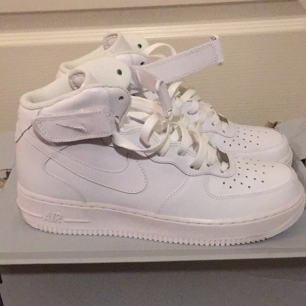 Air Force 1 Mid 07